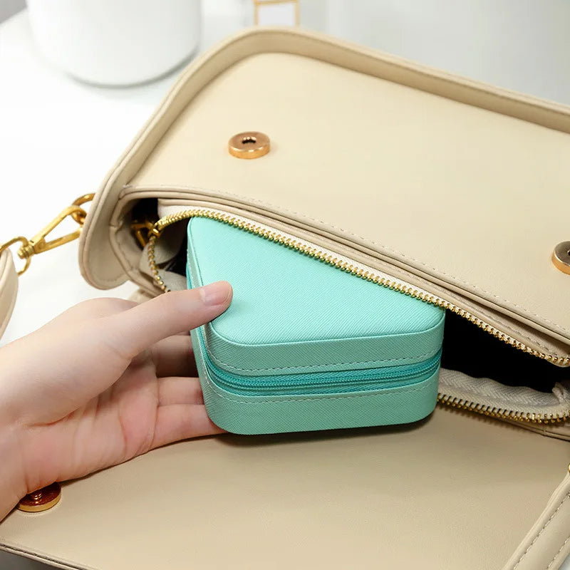 Jewelry Travel Organizer, Portable Small Jewelry Boxes Traveling Essentials for Women