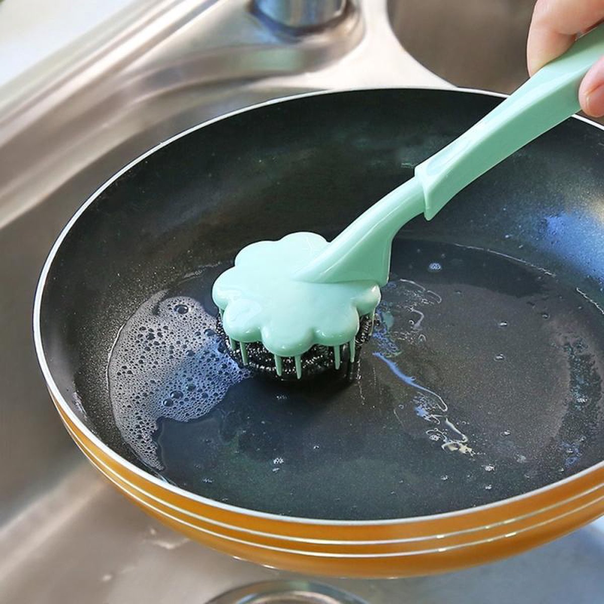 Flower Shape Stainless Steel Wire Ball Brush